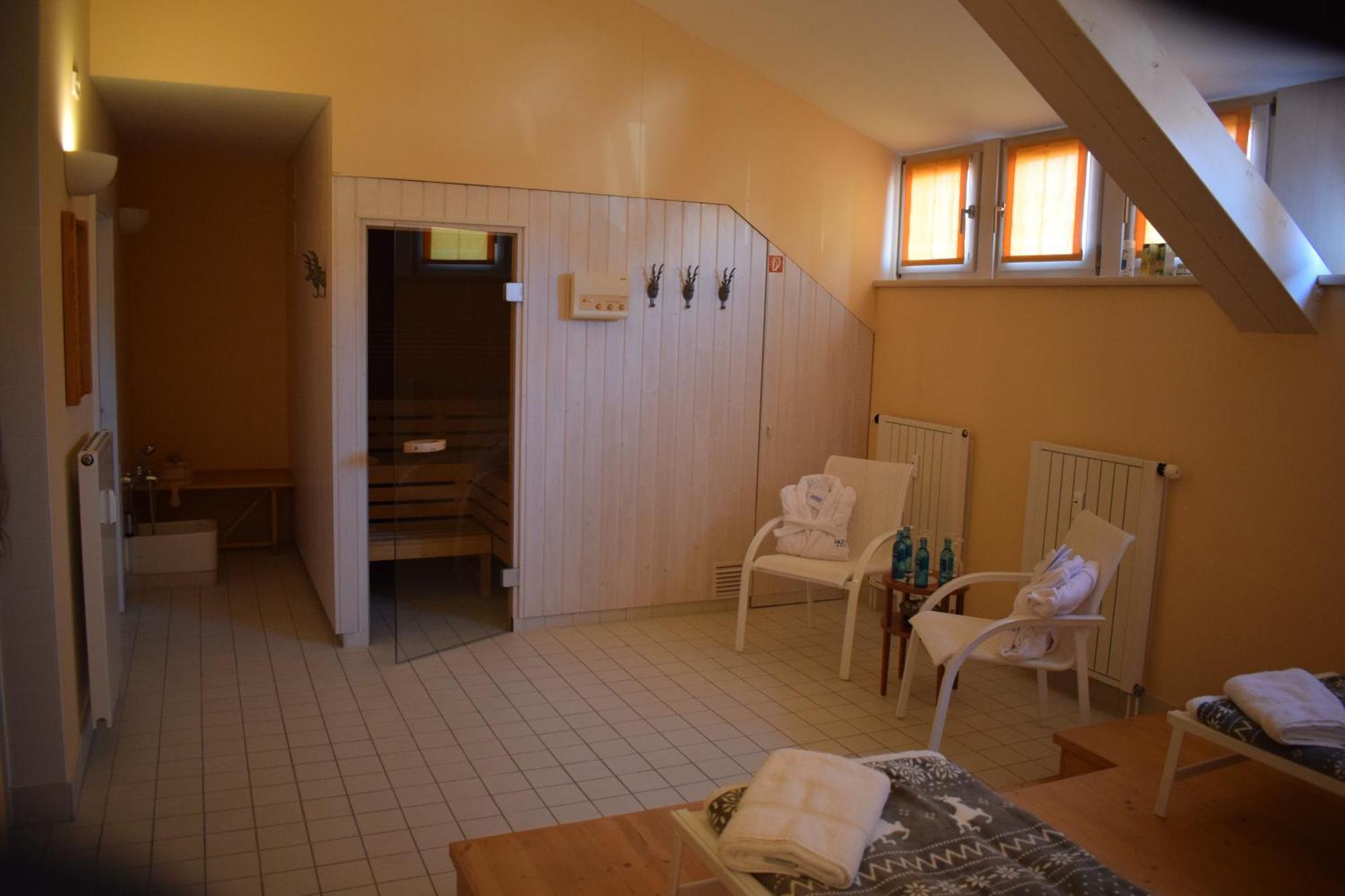 Akzent Hotel Goldner Hirsch Kamenz Kültér fotó