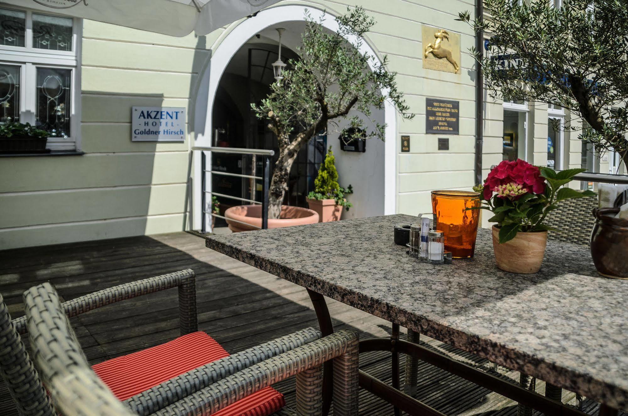 Akzent Hotel Goldner Hirsch Kamenz Kültér fotó