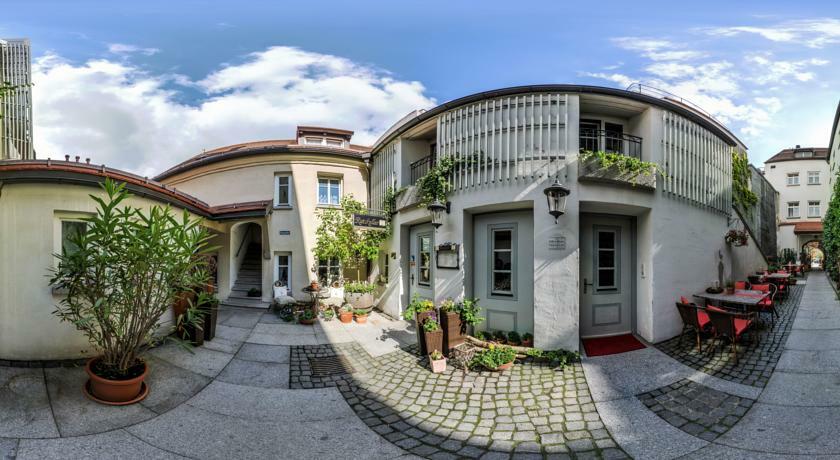 Akzent Hotel Goldner Hirsch Kamenz Kültér fotó